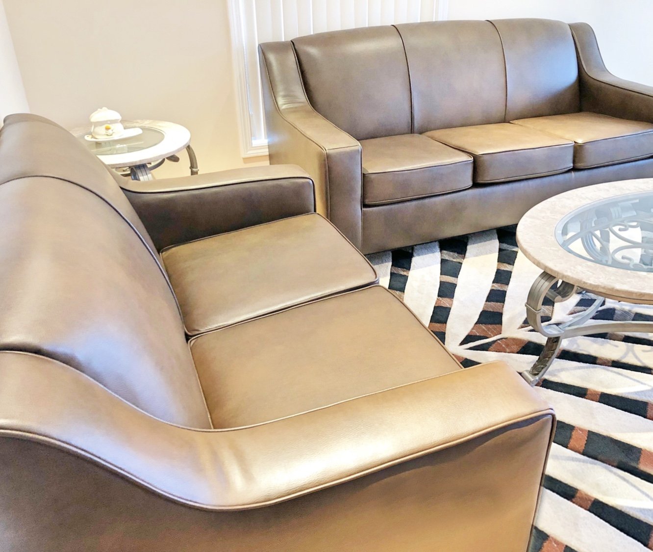 CBC6BB0E-2DE9-4487-A6A7-2ED83E45E2E4